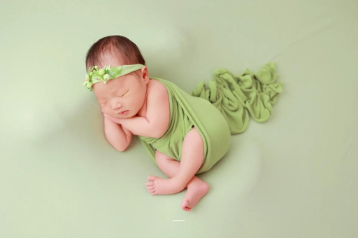 扶余宝宝眼睛发蓝